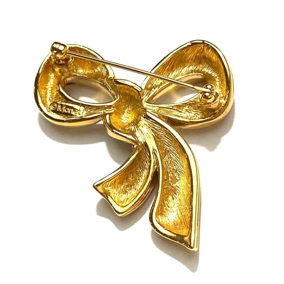 MONET Bow Brooch Pin Christmas Red Enamel Rhinestones Gold Tone - Picture 2 of 6